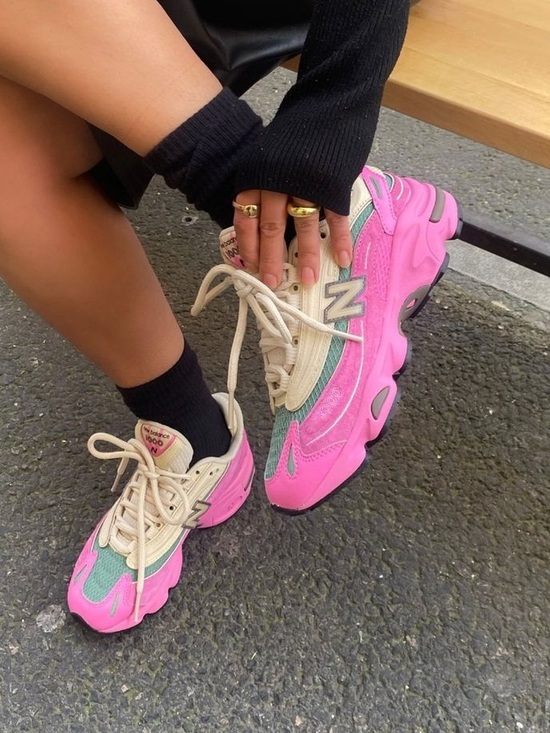 New Balance Shoes - New Balance Women’s Pink, Cream & Teal Chunky Retro Sneakers
